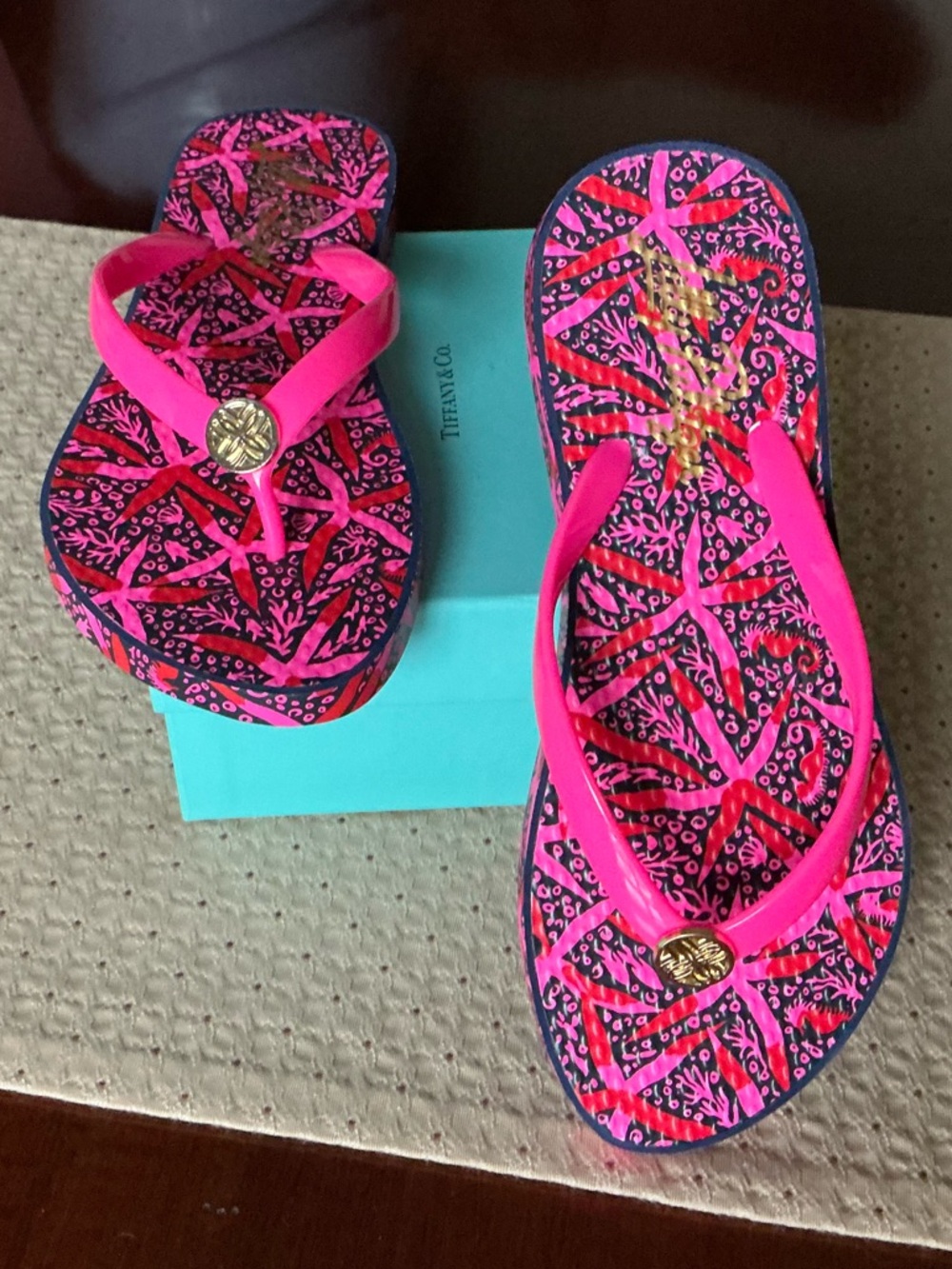 Lilly Pulitzer Pool Flip Flops Sz 7/8 NWOT - Picture 7 of 7